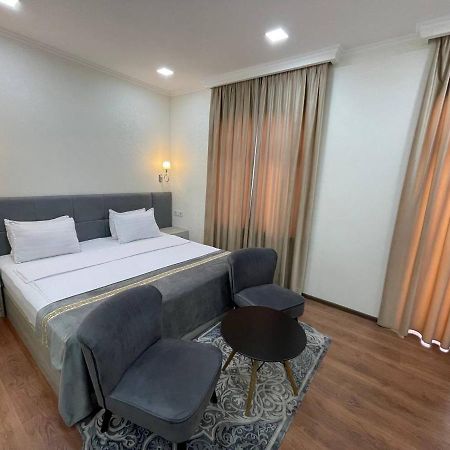 Registon Saroy Hotel Samarkand Exterior foto